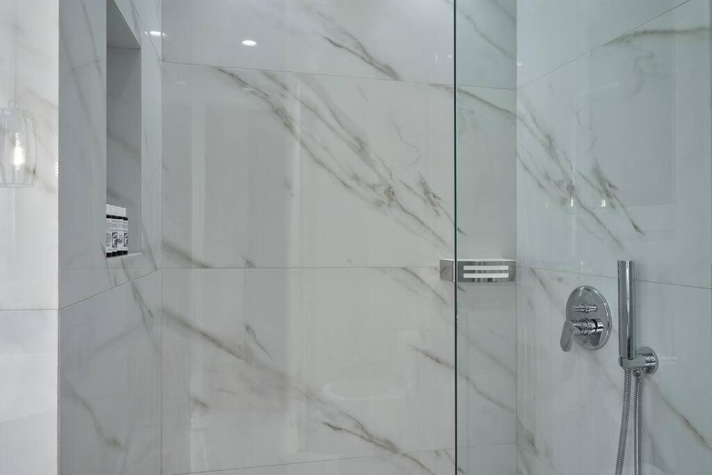 Deluxe Apartment, Kolonaki Athens Luaran gambar